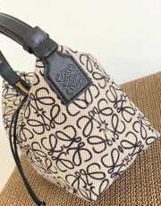 Loewe Small Cubi bag in Anagram jacquard and calfskin beige/ black 20.5x17x12.5cm - 3