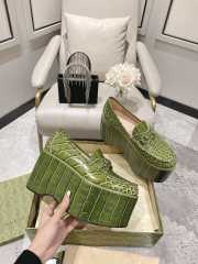 Gucci Horsebit Platform Loafer crocodile in green 10cm - 5