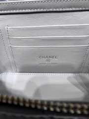 Chanel quilted small vanity case with chain grey 17x9.5x8cm - 4