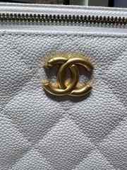 Chanel quilted small vanity case with chain white 17x9.5x8cm - 5