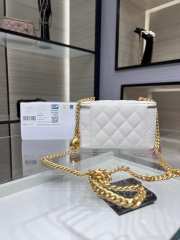 Chanel quilted small vanity case with chain white 17x9.5x8cm - 2