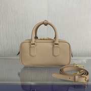 Miu Miu Arcadie leather bag in beige 22x10.5x7.5cm - 6