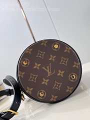 Louis Vuitton M83480 Canoé Bag 14x20.5x14cm - 2