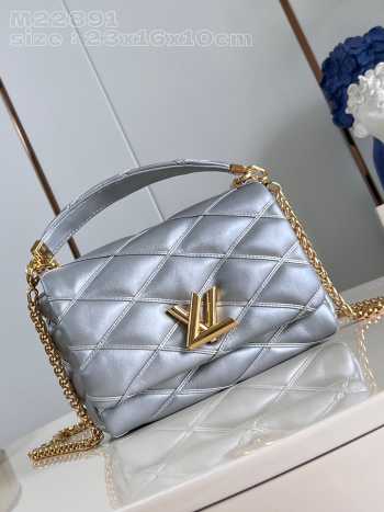 Louis Vuitton M25107 Go-14 MM handbag in silver-color lambskin 23x16x10cm