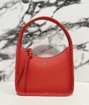 Fendi mini Fendessence ice white Selleria bag in red 27x7x20.5cm - 1