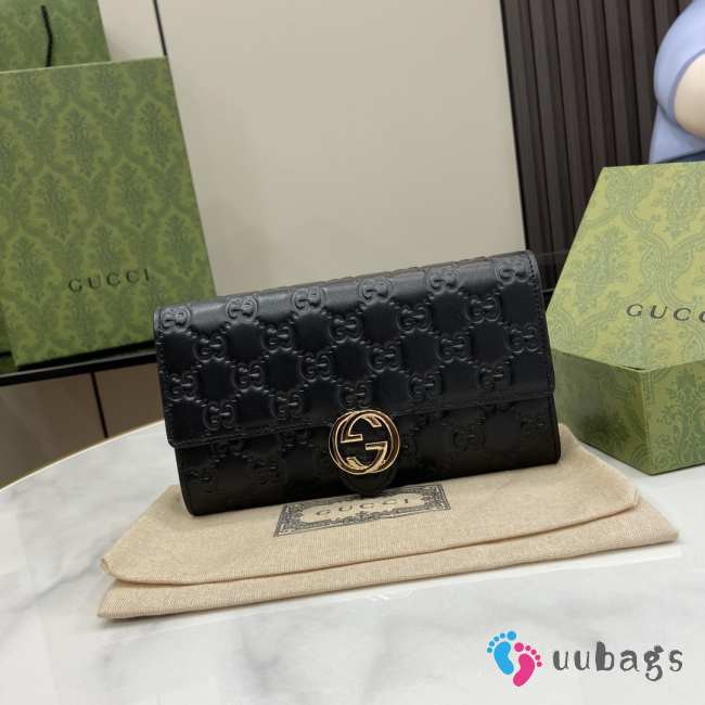 Gucci GG Interlocking wallet in black with embossed pattern 19.5x11.5x3cm - 1