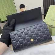 Gucci GG Interlocking wallet in black with embossed pattern 19.5x11.5x3cm - 5