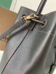 Burberry Black Mini TB Bucket Bag 16x26x26cm - 5