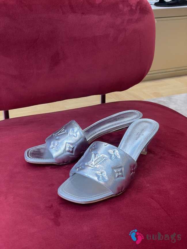 Louis Vuitton 1ACM4Z Neo Revival Mules In Silver 4.5cm/8cm - 1