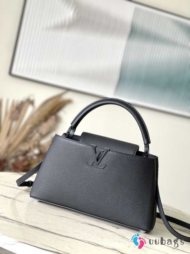 Louis Vuitton M23947 Capucines MM East-West Bag In Black 33x19x9cm - 1