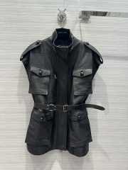 Louis Vuitton 1AFEC5 Sleeveless Leather Safari Jacket - 1