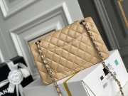 Chanel flap bag caviar leather in beige with silver hardware 23x14.5x6cm - 3