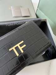 Tom Ford  Bag embossed with TF logo in black crocodile leather 16x10x4cm - 6