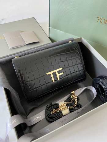 Tom Ford  Bag embossed with TF logo in black crocodile leather 16x10x4cm