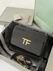 Tom Ford Bag embossed with TF logo in black patent leather 16x10x4cm - 6