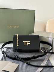 Tom Ford Bag embossed with TF logo in black patent leather 16x10x4cm - 5