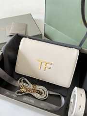 Tom Ford Bag embossed with TF logo in white16x10x4cm - 1