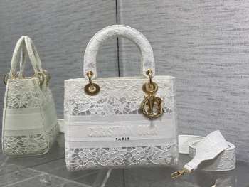 Dior D-lite Bag With Embroidered In White 24x20x11cm