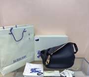 Burberry large Knight bag in black 37x13x32cm - 6