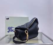 Burberry large Knight bag in black 37x13x32cm - 5