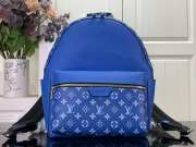 Louis Vuitton M31026 Discovery Backpack In Blue 29x38x20cm - 1