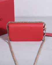 Valentino Garavani Locò small shoulder bag in red calfskin 20x11x5cm - 6