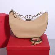 Valentino Garavani VLogo Moon hobo bag cappuccino in grainy calfskin with chain 35x26x13cm - 1