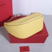 Valentino Garavani VLogo Moon hobo bag yellow in grainy calfskin with chain 35x26x13cm - 3