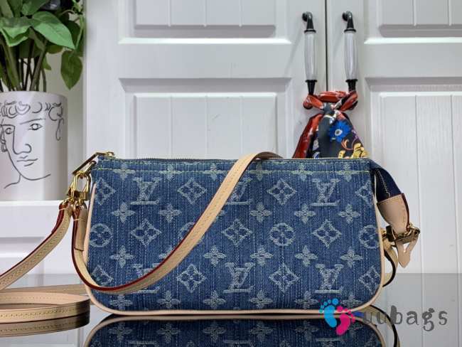 Louis Vuitton M40712 Pochette Accessories Bag In Blue Denim 22.5x4x12.5cm - 1