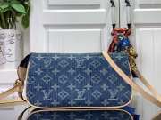 Louis Vuitton M40712 Pochette Accessories Bag In Blue Denim 22.5x4x12.5cm - 2