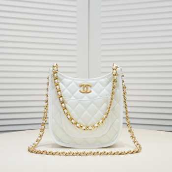 Chanel Hobo Bag Calfskin & Gold-Tone Metal White 24x6x22cm