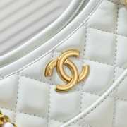 Chanel Hobo Bag Calfskin & Gold-Tone Metal White 24x6x22cm - 6