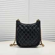 Chanel Hobo Bag Calfskin & Gold-Tone Metal Black 24x6x22cm - 4