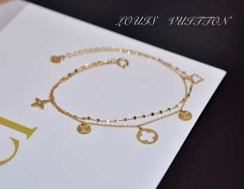 Louis Vuitton Blooming Supple Bracelet Gold