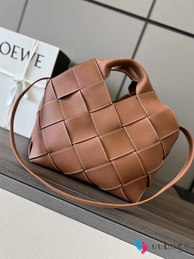 Uubags | Loewe Surplus Leather Woven Basket Bag In Tan 24x16x23cm - 1