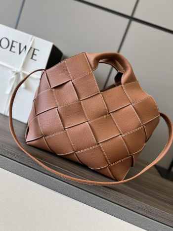 Uubags | Loewe Surplus Leather Woven Basket Bag In Tan 24x16x23cm