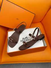 Uubags| Hermes sandal in brown - 2