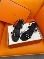 Uubags| Hermes sandal in black - 2