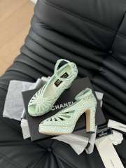 Uubags | Chanel Sandals Strass & Suede Kidskin Gold & Green 11.5cm - 4