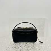 Uubags | Miu Miu leather shoulder bag in black 9.5x18x6.5cm - 5