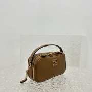 Uubags | Miu Miu leather shoulder bag in brown 9.5x18x6.5cm - 4