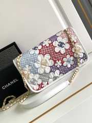 Uubags | Chanel flap bag lace patchwork & gold-tone metal white & multicolor - 5