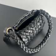 Uubags | Bottega Veneta Kalimero Città bag in soft foulard Intreccio leather black 25x18x5.5cm - 5