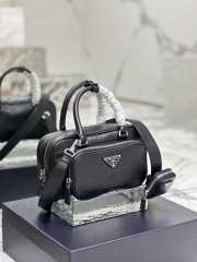 Uubags | Prada antique nappa leather multi-pocket top-handle bag black 24.5x14x8cm - 5