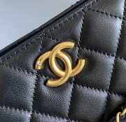 Uubags | Chanel clutch with strap glossy wrinkled calf leather, resin & gold-tone metal black - 6