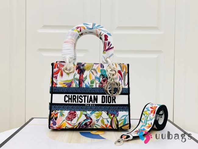 Uubags | Dior Lady D-lite Bag White Multicolor Toile de Jouy Fantastica Embroidery - 1