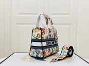 Uubags | Dior Lady D-lite Bag White Multicolor Toile de Jouy Fantastica Embroidery - 4