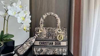 Uubags | Dior Lady D-lite Bag Beige and Black Toile de Jouy Soleil Embroidery