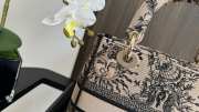 Uubags | Dior Lady D-lite Bag Beige and Black Toile de Jouy Soleil Embroidery - 4