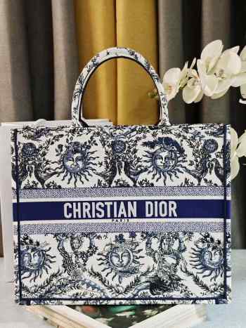 Uubags | Dior Large Book Tote Blue and White Toile de Jouy Soleil Embroidery